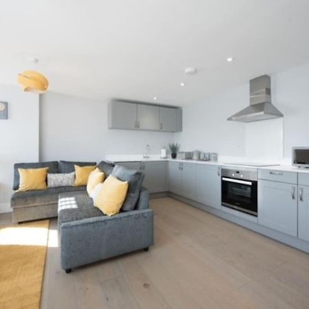 Beautiful, Spacious 1 Bed Flat 브렌트우드 외부 사진