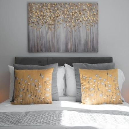 Beautiful, Spacious 1 Bed Flat 브렌트우드 외부 사진