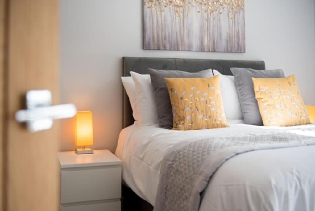 Beautiful, Spacious 1 Bed Flat 브렌트우드 외부 사진