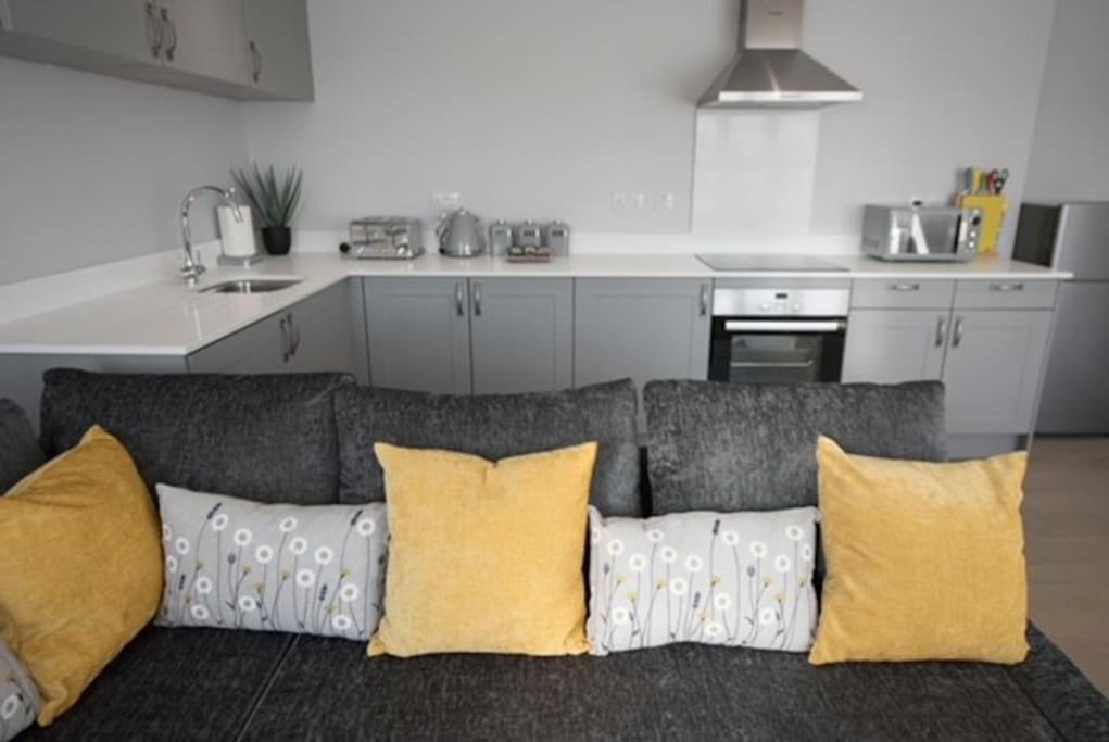 Beautiful, Spacious 1 Bed Flat 브렌트우드 외부 사진