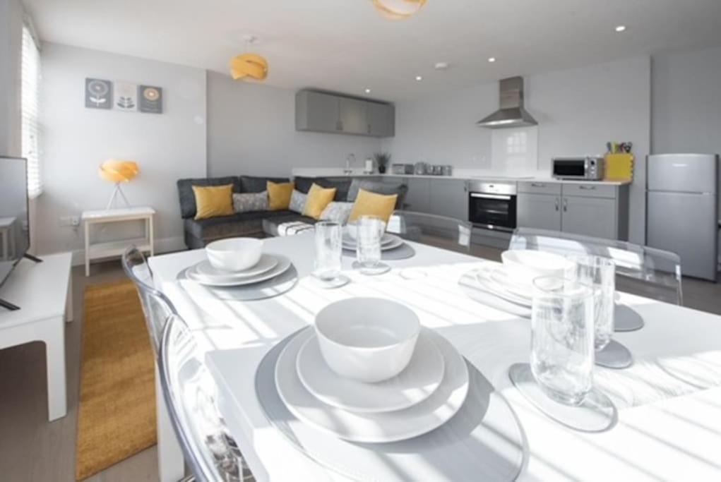 Beautiful, Spacious 1 Bed Flat 브렌트우드 외부 사진
